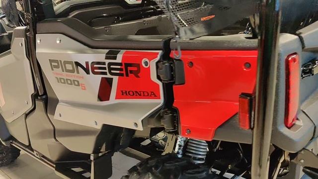 2023 Honda PIONEER 1000-5 Trail смотреть онлайн
