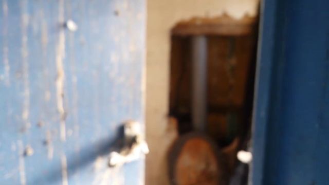 Exploring An ABANDONED BROTHEL With STUFF LEFT INSIDE (18+ ONLY)