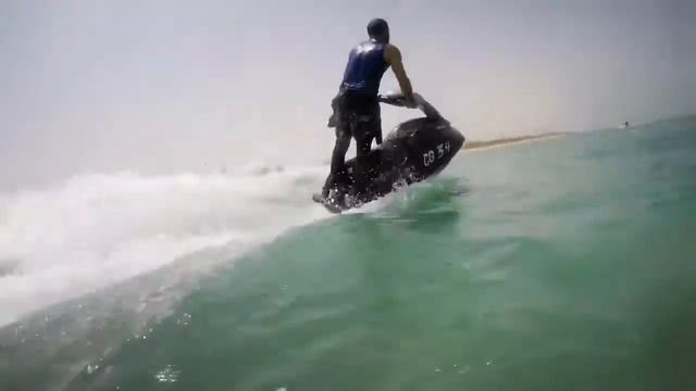 Jet ski In United Arab Emirates Abu Dhabi смотреть онлайн