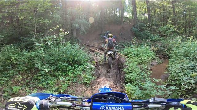 ЛАЙТОВЫЙ ПРОХВАТ НА Yamaha WR250F l Ощущения после BSE Z3 смотреть онлайн