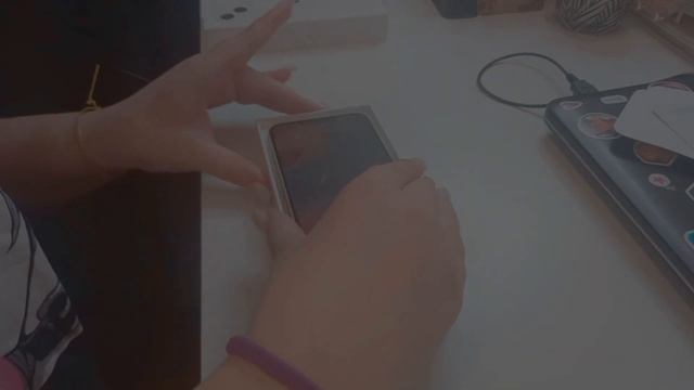 ПОДАРИЛИ НОВЫЙ ТЕЛЕФОН || АЙФОН 13 || РАСПАКОВКА смотреть онлайн