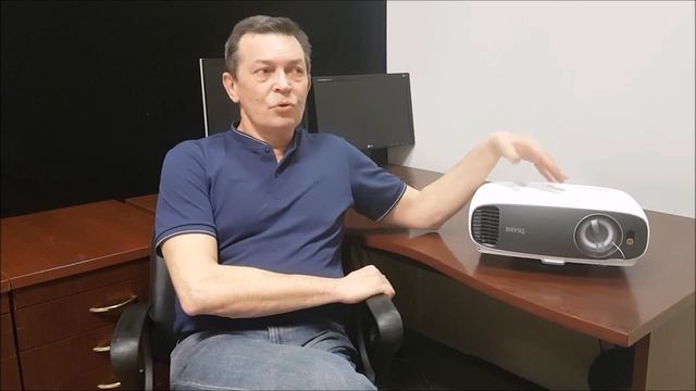Обзор 4K UHD проектора BenQ W1700 смотреть онлайн
