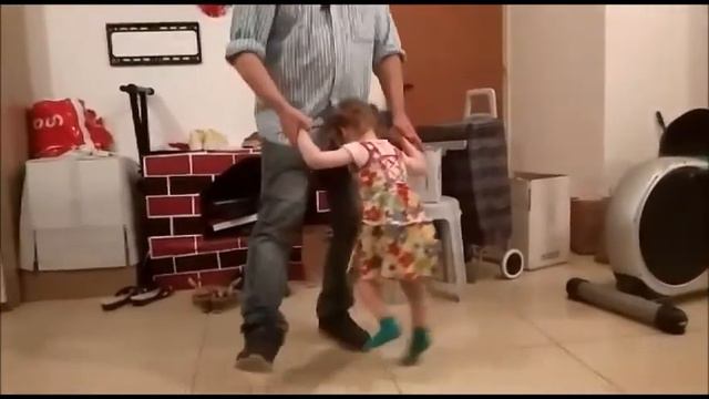 Лера может все что угодно, а вот горшок....идете вы на него сами! смотреть онлайн