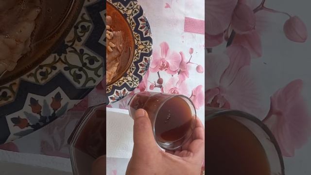 СУП С БАРАНИНОЙ С БЕЛОЙ ФАСОЛЬЮ И КИСЕЛЬ ИЗ ШИПОВНИКА! СКРОМНЫЙ ОБЕД ЭМИГРАНТА!