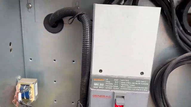 Generac QT45 45 kW natural gas / propane generator, 2.4L engine, 79 Hrs, Yr 2009 - CSDG # 3554 смотреть онлайн