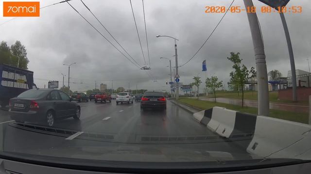 Минск (Minsk). Перекресток Алибегова и Железнодорожной. На светофоре дискотека (15.05.2020) смотреть онлайн
