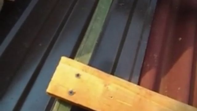 Как закрыть у печной трубы. На кровле .Ондулин. смотреть онлайн