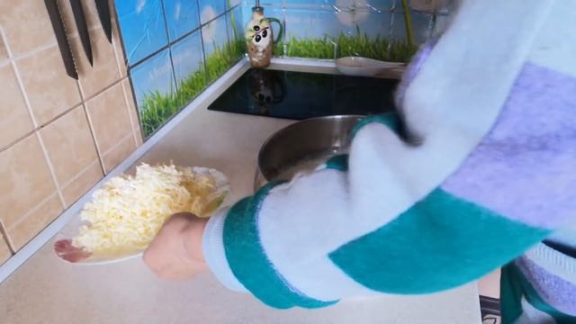 Вкуснейшие куличи к Пасхе. Лучший и проверенный рецепт. Вы не испачкаете руки мукой! смотреть онлайн