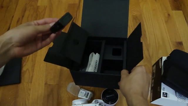 Unboxing - Samsung NX2000 Smart Camera смотреть онлайн