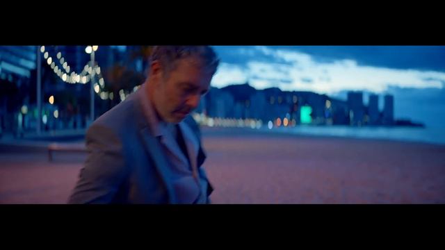 Baxter Dury - I'm Not Your Dog (Official Music Video) смотреть онлайн