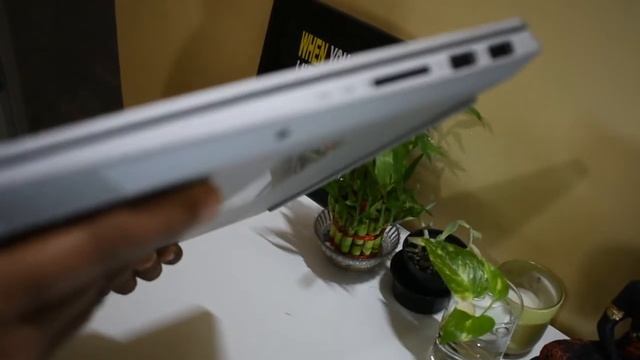 Unboxing - Lenovo Ideapad S340 Laptop (AMD Ryzen 7-3700U/8GB/1TB HDD + 256GB SSD смотреть онлайн