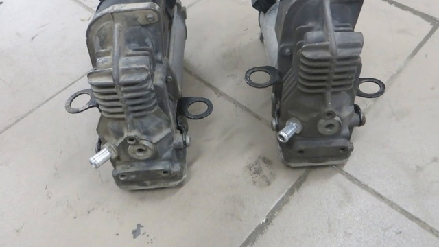 Компрессор пневмоподвески Мерседес МЛ ГЛ Mercedes W164 X164 A1643200304, A1643200504, A1643200904