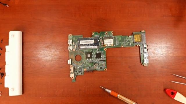 Acer Aspire One D270 26Cws ZE7 How to disassemble and reassemble laptop Cleaning the notebook from смотреть онлайн