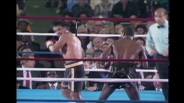 ON THIS DAY! FIGHT OF THE YEAR - ROBERTO DURAN SENSATIONALLY BEATS IRAN BARKLEY (FIGHT HIGHLIGHTS) смотреть онлайн