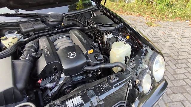 Mercedes-Benz W210 / W211 E260 Facelift Tahun 2001 смотреть онлайн