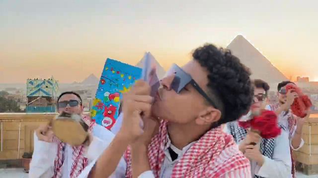 ПОЗДРАВЛЕНИЕ из ЕГИПТА на ДЕНЬ РОЖДЕНИЯ смотреть онлайн