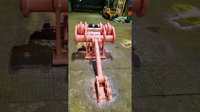 крашер на hitachi-330 смотреть онлайн