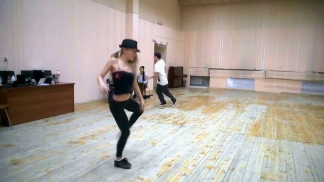 DANCEMOTION смотреть онлайн