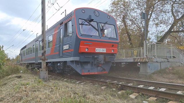 ПРИВЕТЛИВЫЙ ПЕНАЛ!
АЧ2-089 на ст.Машиностроитель смотреть онлайн