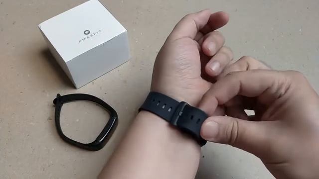 Amazfit Bip-Самые популярные смарт часы Xiaomi смотреть онлайн