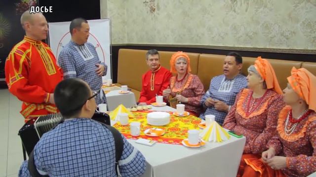 Масленица в Кызыле. Покоритель столба получит живого поросёнка смотреть онлайн
