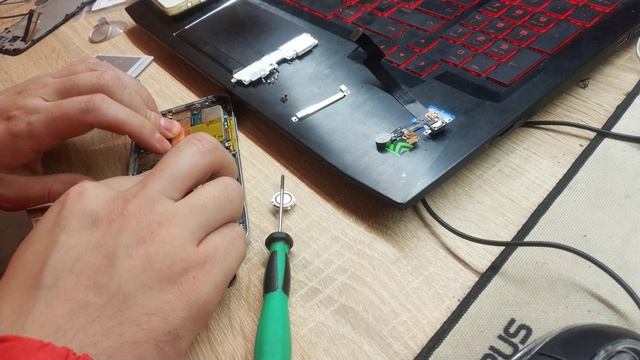 Meizu Mx5  -  не заряжается