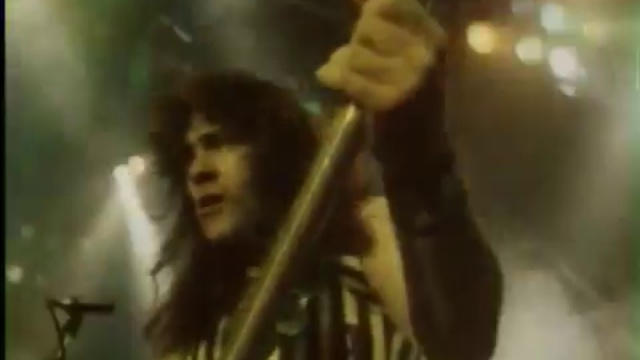 Iron Maiden - The Number Of The Beast - YouTube[via Torchbrowser.com]