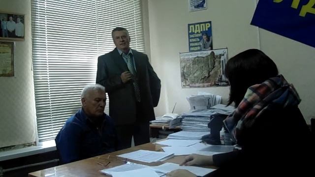 Суд выселил на улицу двух несовершеннолетних детей смотреть онлайн
