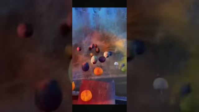 бью бутылки по лестнице, РЕЛАКС для Глаз, и ушей, приятный звук, антистресс смотреть онлайн