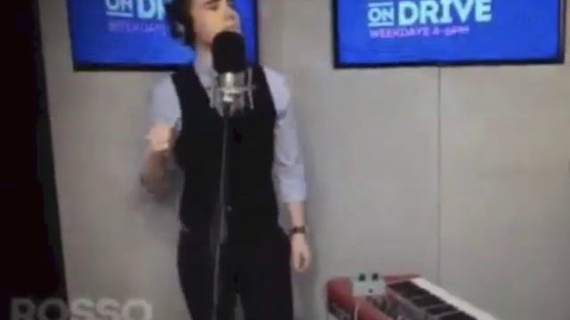 Harrison Craig : singing 'Say Something' (video snippet) смотреть онлайн