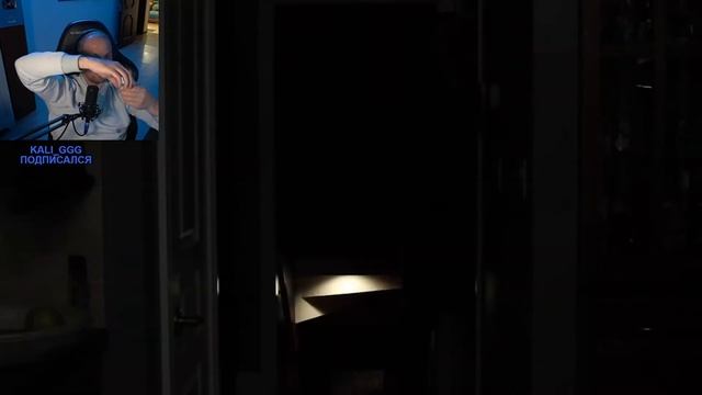 как ЗУБАРЕВ СМОТРИТ КОРОМЕТРАЖКУ СПЯЩИЙ смотреть онлайн