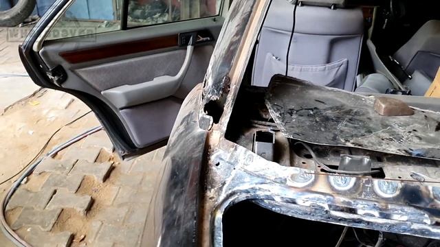 Restoring Old Mercedes E220 1996 Model Part-2 смотреть онлайн