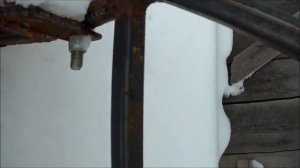 Домик для зимней рыбалки на санях. Рыбачим в тепле.