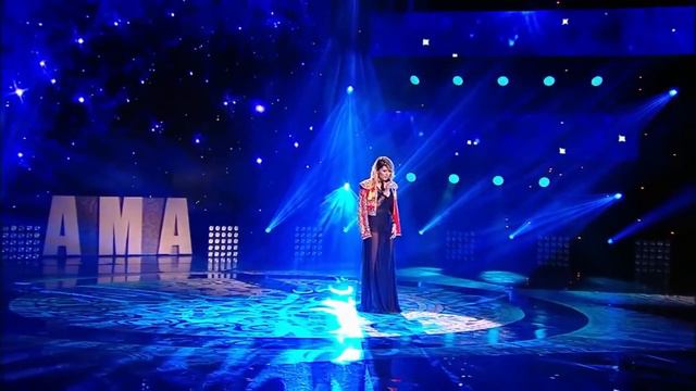 Sofi Mkheyan ft. Vigen Hovsepyan - Mi Qich - Armenia Music Awards 2016 смотреть онлайн