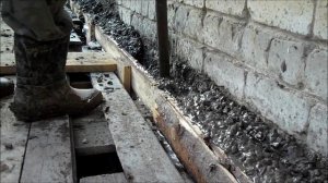 вибрируем дрелью бетон