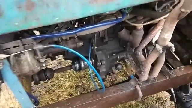 Трактор 4×4 на базе Оки и ходовой УАЗ смотреть онлайн