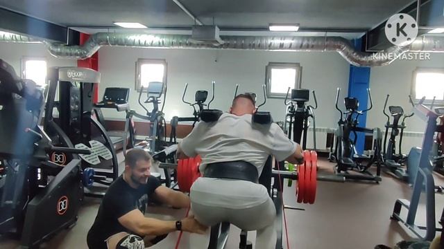 Первая тренировка ног, через 6 недель после надрыва бицепса бедра! Пятницкий, Лебедев! Поорали)) смотреть онлайн