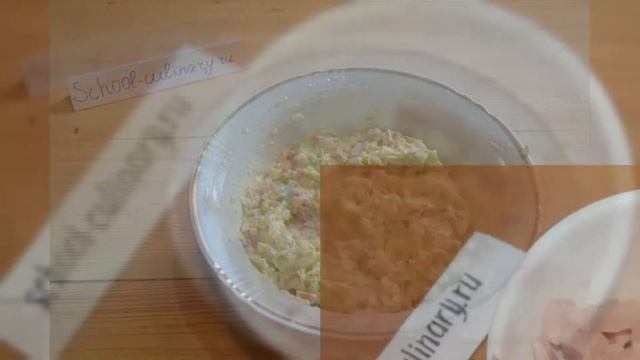 Запеченые свиные отбивные под сыром в духовке - school-culinary.ru смотреть онлайн