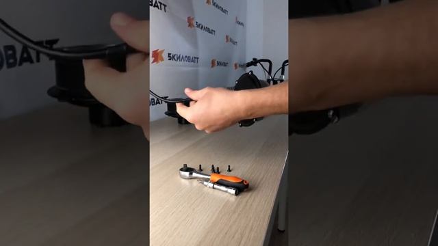 Краткий обзор внутреннего устройства редукторного мотора марки «Медведь» мощностью 500 Ватт. смотреть онлайн