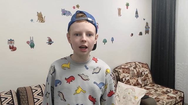 Иван читает стих (14 лет 6 класс 2023 г) смотреть онлайн