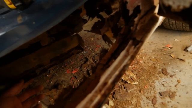 Abandoned 1976 Dodge D-100 TRUCK REVIVAL and Flip Tips смотреть онлайн