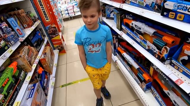 Что купить на ПОДАРОЧНЫЙ СЕРТИФИКАТ? // #KiFill boys 13+ смотреть онлайн