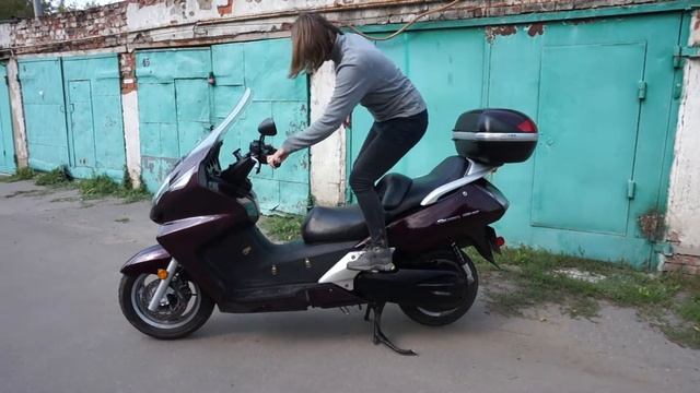 Посадка пассажира на Silwer Wing 600 смотреть онлайн
