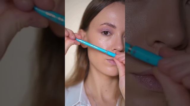 Цветной макияж для карих глаз? смотреть онлайн