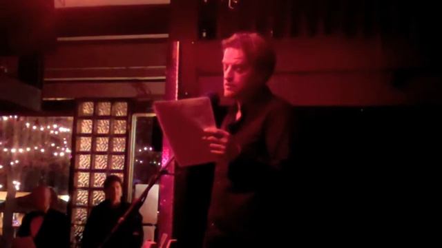 Chris Cole « Pints & Prose.m4v смотреть онлайн