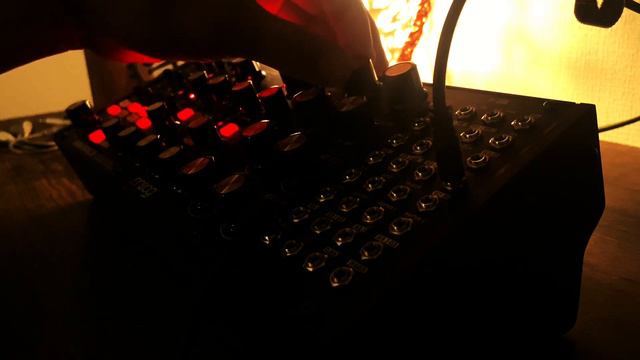 Moog Subharmonicon Ambient Chillaxation смотреть онлайн