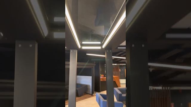 Поворотная биоклиматическая пергола с подсветкой по периметру и стеклянной крышей смотреть онлайн