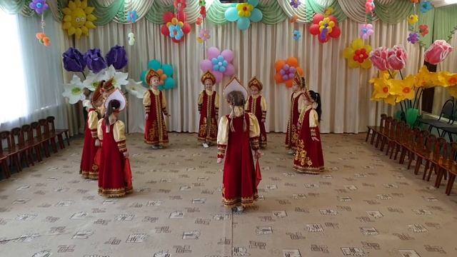 Хоровод "Русская песня" смотреть онлайн