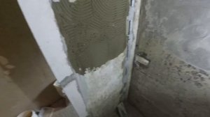 Подготовка монолитных Бетонных Стен под ШТУКАТУРКУ.  Фактура гребенчатым шпателем.