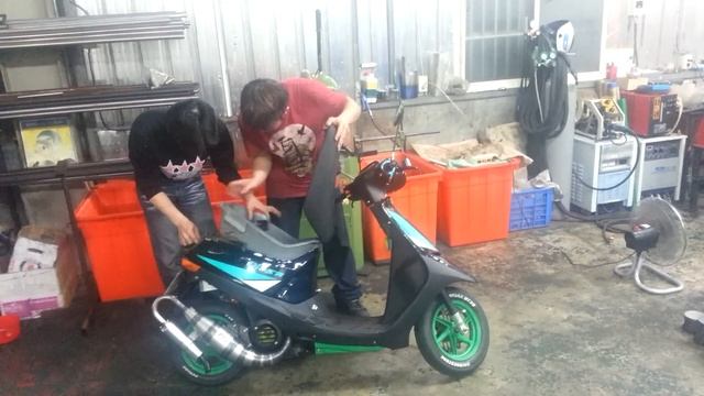 Honda Dio Exhaust test-1(YFIS from Taiwan) смотреть онлайн